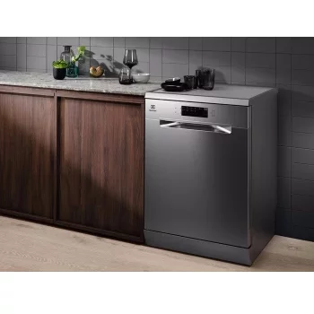 Electrolux ESM64840SX