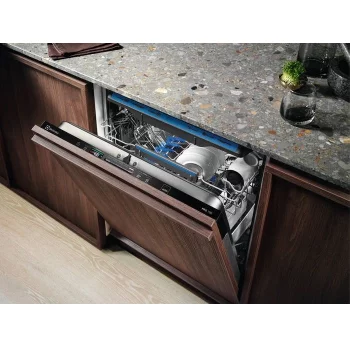 Electrolux EEM 48300 L