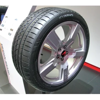Kumho Crugen HP91