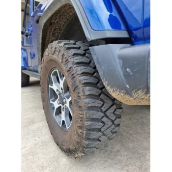 Kumho Road Venture MT71